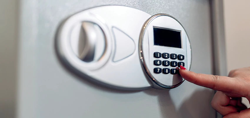 Jewelry Safe Cracking in Foster City, California