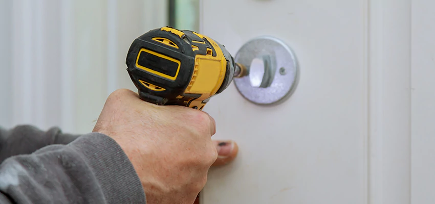Street Locksmith For Smart Lock Repair in Foster City, CA