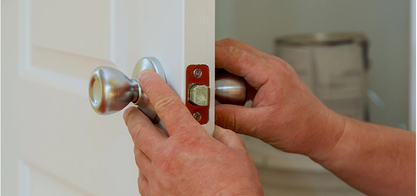 AAA Locksmiths For lock Replacement in Foster City, California